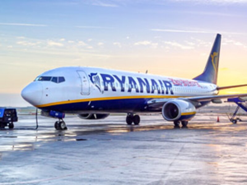 Ryanair to trial free onboard movie and TV streaming