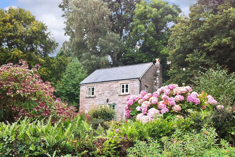 Sykes Holiday Cottages expands portfolio with regional specialist acquisition