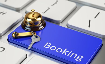 HotelHub quarterly index charts rising bookings, rates and online sales