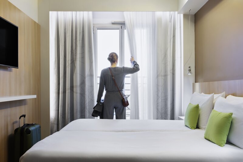 Accor research reveals 'almost every hotel or resort customer reads guest reviews'