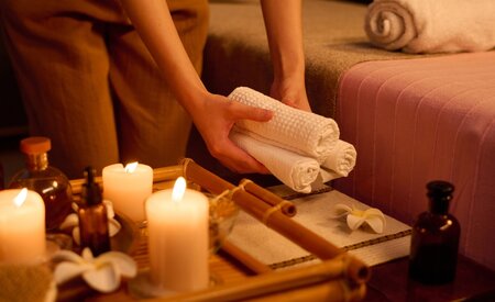 Booking experiences online significantly boosts the average spend, finds Journey